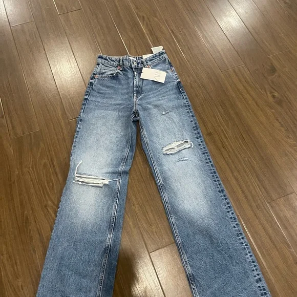 Zara bloggers”Fav ripped high waisted wide leg jeans - Picture 5 of 6